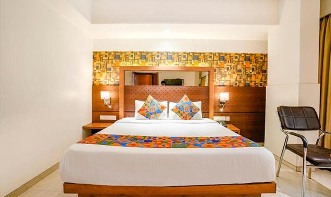 Srikrishna Paradise Hotel Thane Navi Mumbai Zewnętrze zdjęcie