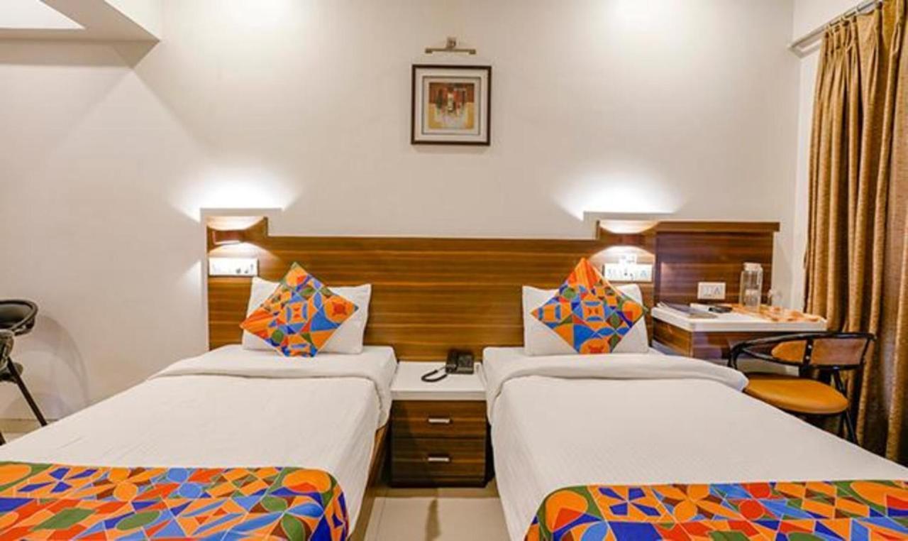 Srikrishna Paradise Hotel Thane Navi Mumbai Zewnętrze zdjęcie