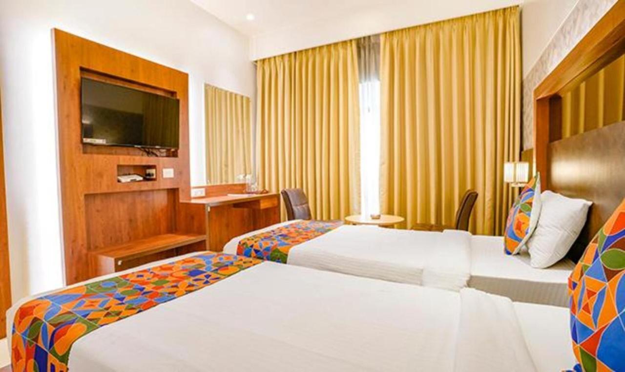 Srikrishna Paradise Hotel Thane Navi Mumbai Zewnętrze zdjęcie