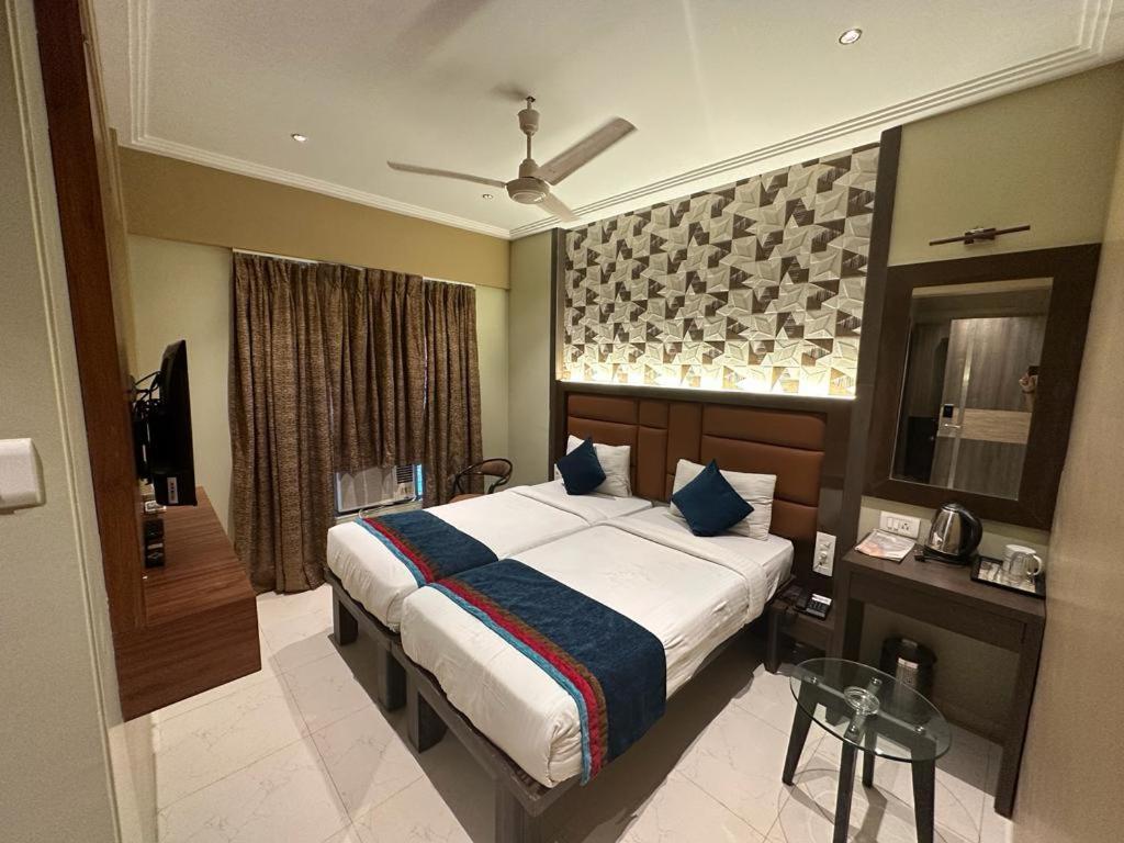 Srikrishna Paradise Hotel Thane Navi Mumbai Zewnętrze zdjęcie