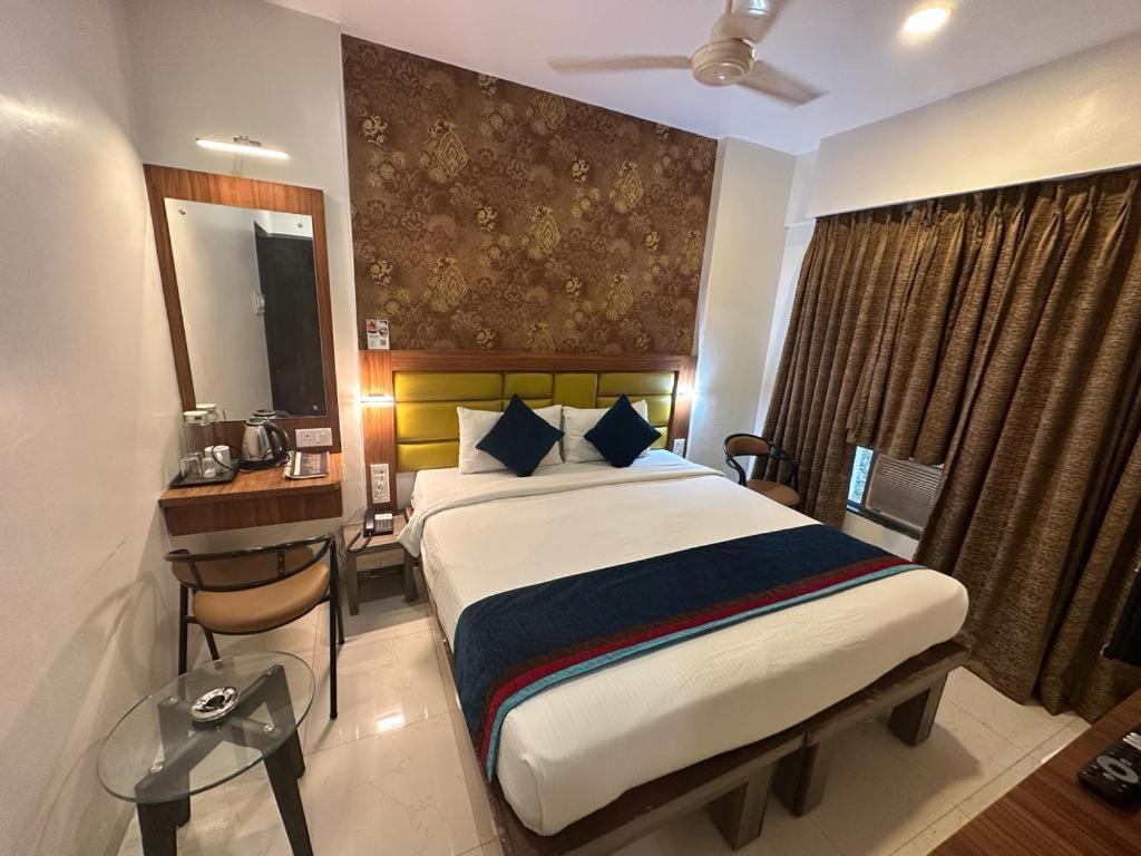 Srikrishna Paradise Hotel Thane Navi Mumbai Zewnętrze zdjęcie